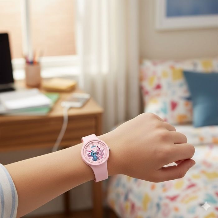 Reloj infantil Stitch rosa – Cuarzo, pantalla analógica, correa cómoda