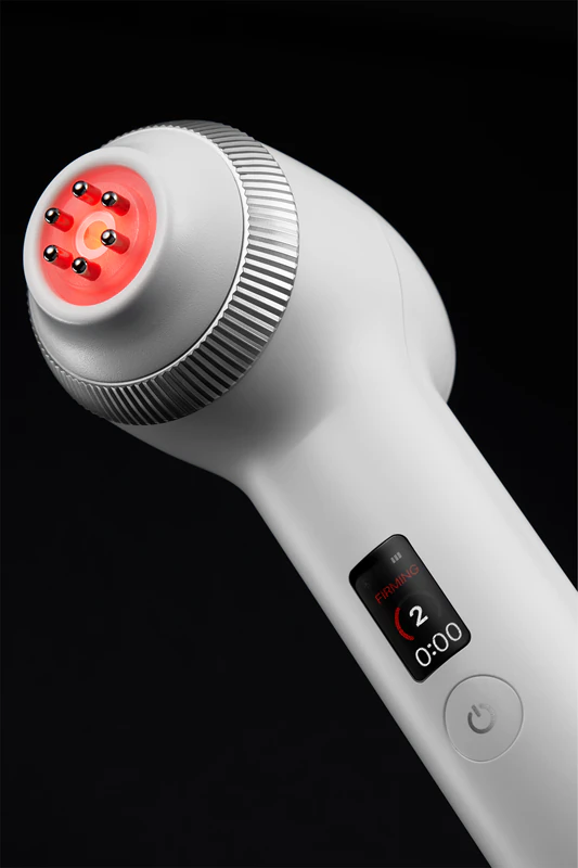 medicube Age-R Ultra Tune 40.68 multifunctioneel apparaat voor een stralende en gladde huid
