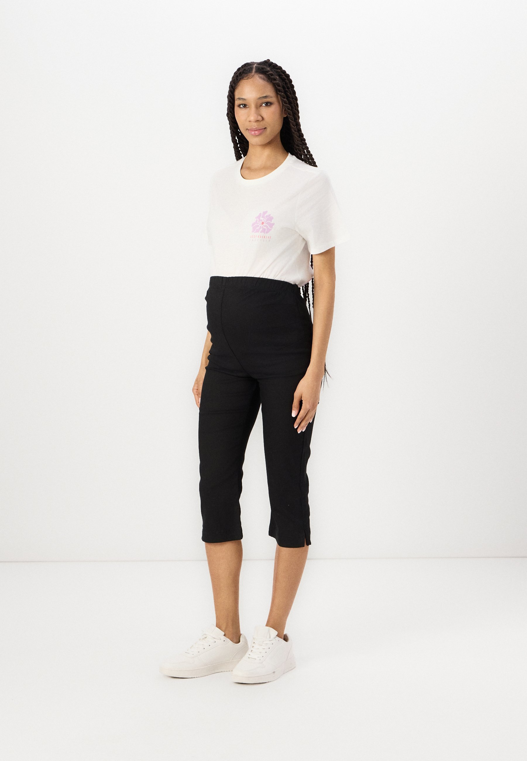 MAMALICIOUS MLJASMINE SLIM CAPRI PANTS - Broek - zwart