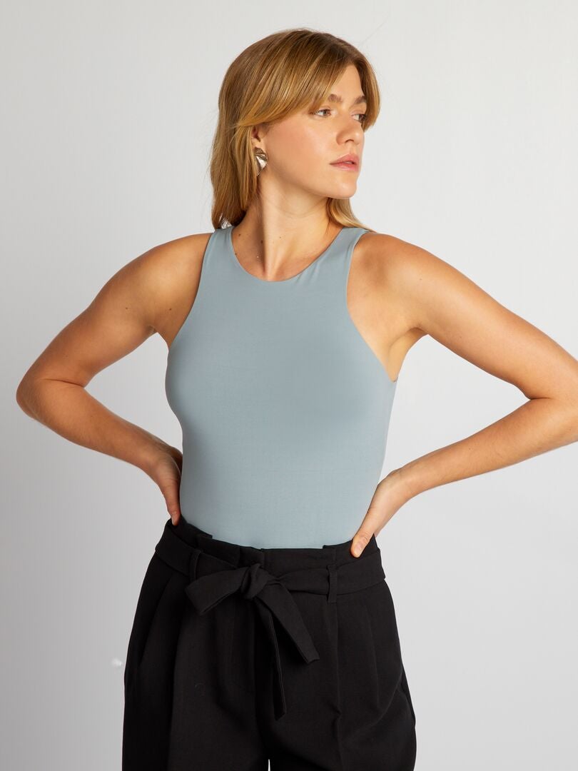 Effenkleurige bodysuit met ronde halslijn - BLAUW