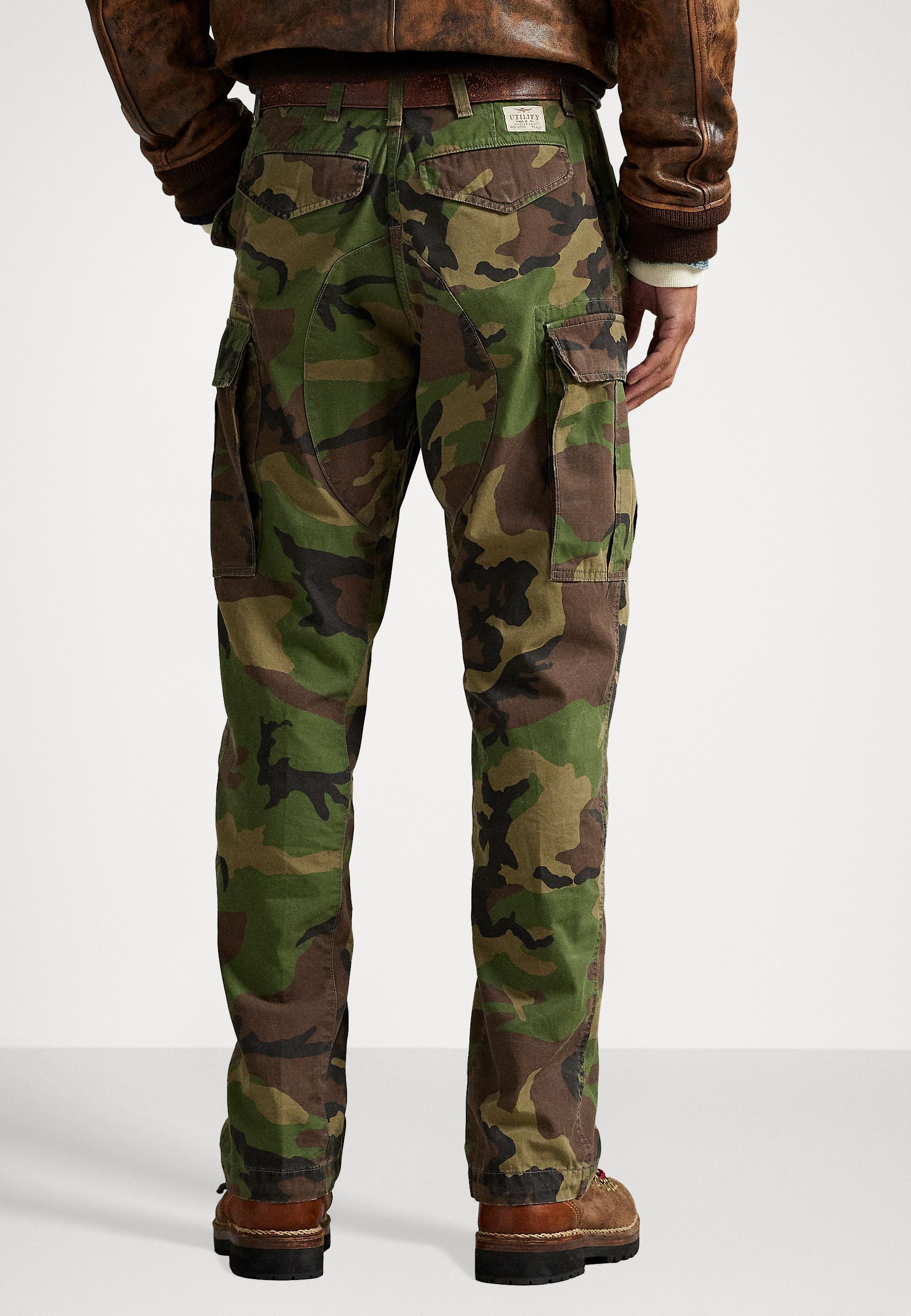 Polo Ralph Lauren CLASSIC FIT CAMO CANVAS CARGOHOSE - Cargohose - mehrfarbig