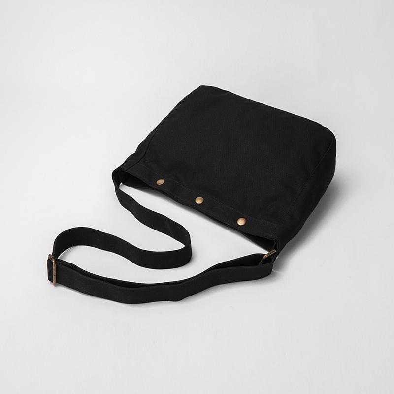 ins canvas WOMEN 's shoulders Japanese cute small fresh and simple casual lazy retro literary messenger ladies bag