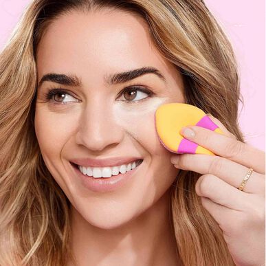 Real Techniques Miracle 2-in-1 Powder Puff Duo (Minerālu pūderpūveru duets) 1 gab.