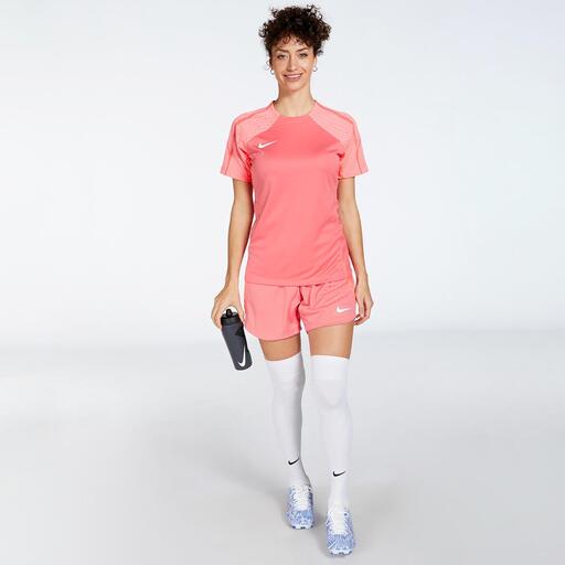  Nike Strike