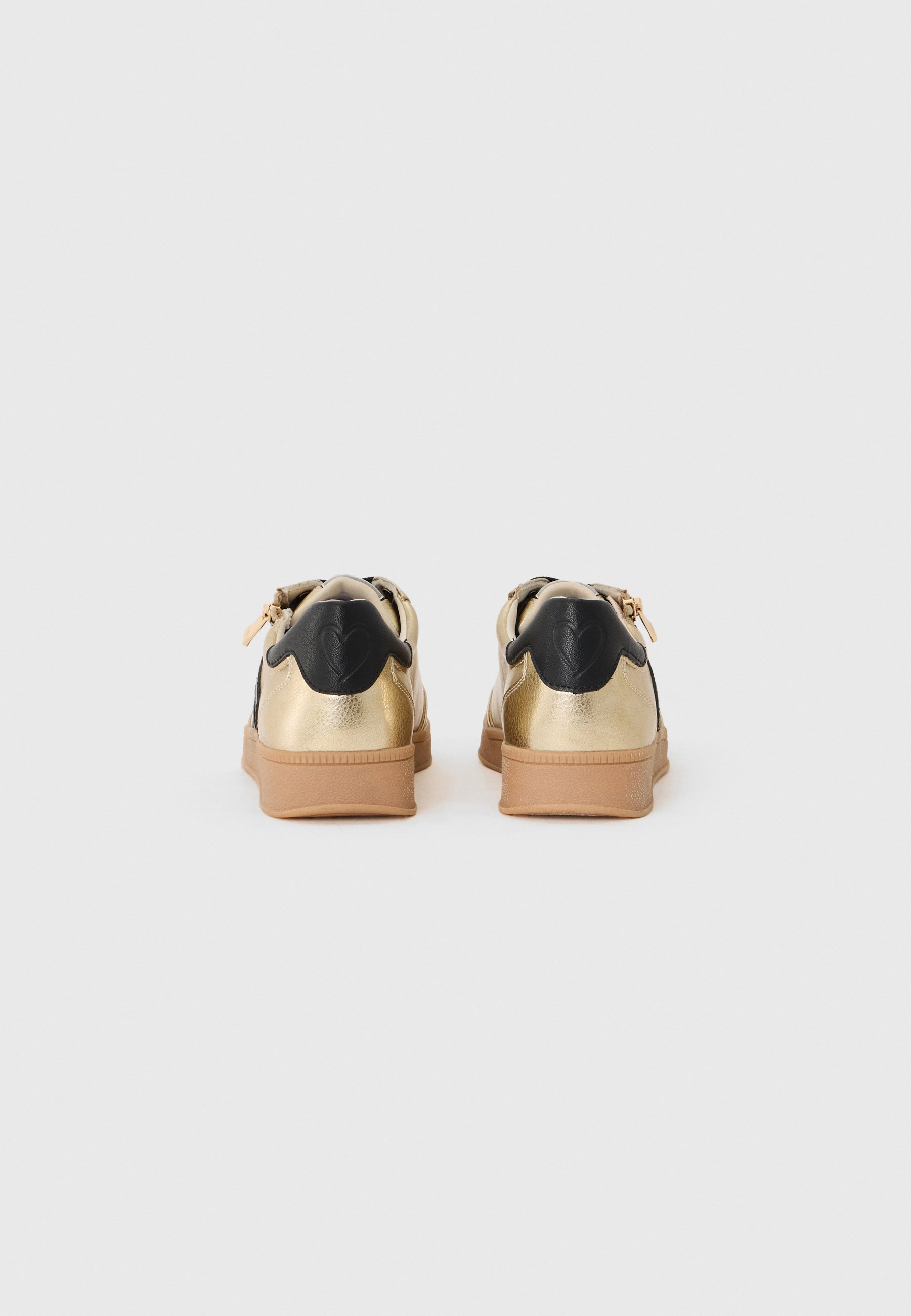 Marco Tozzi - Tennarit - kulta