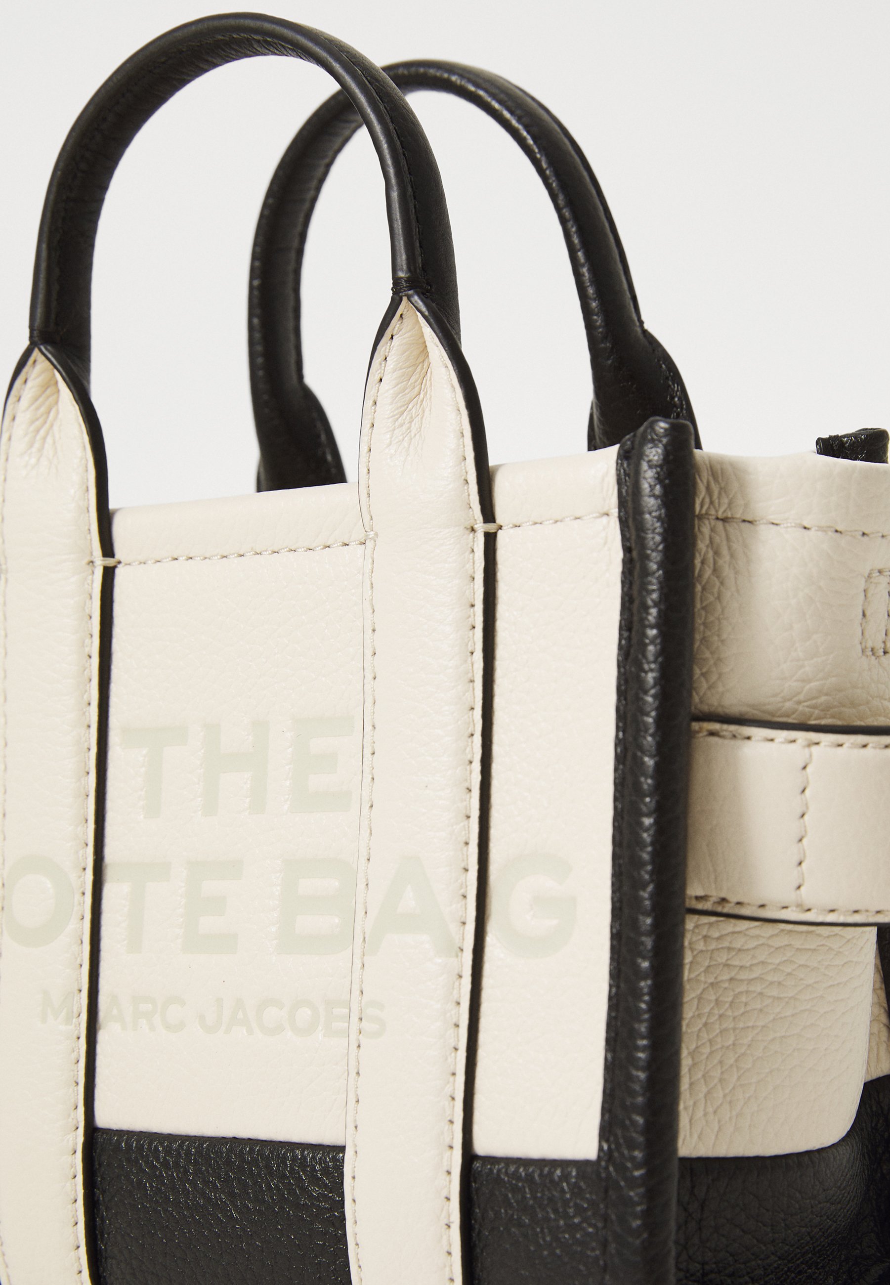 MARC JACOBS THE CROSSBODY TOTE - Geantă de mână - ivory multi