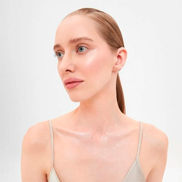 Naturlook Soft Sparkler хајлајтер за лице и тело
