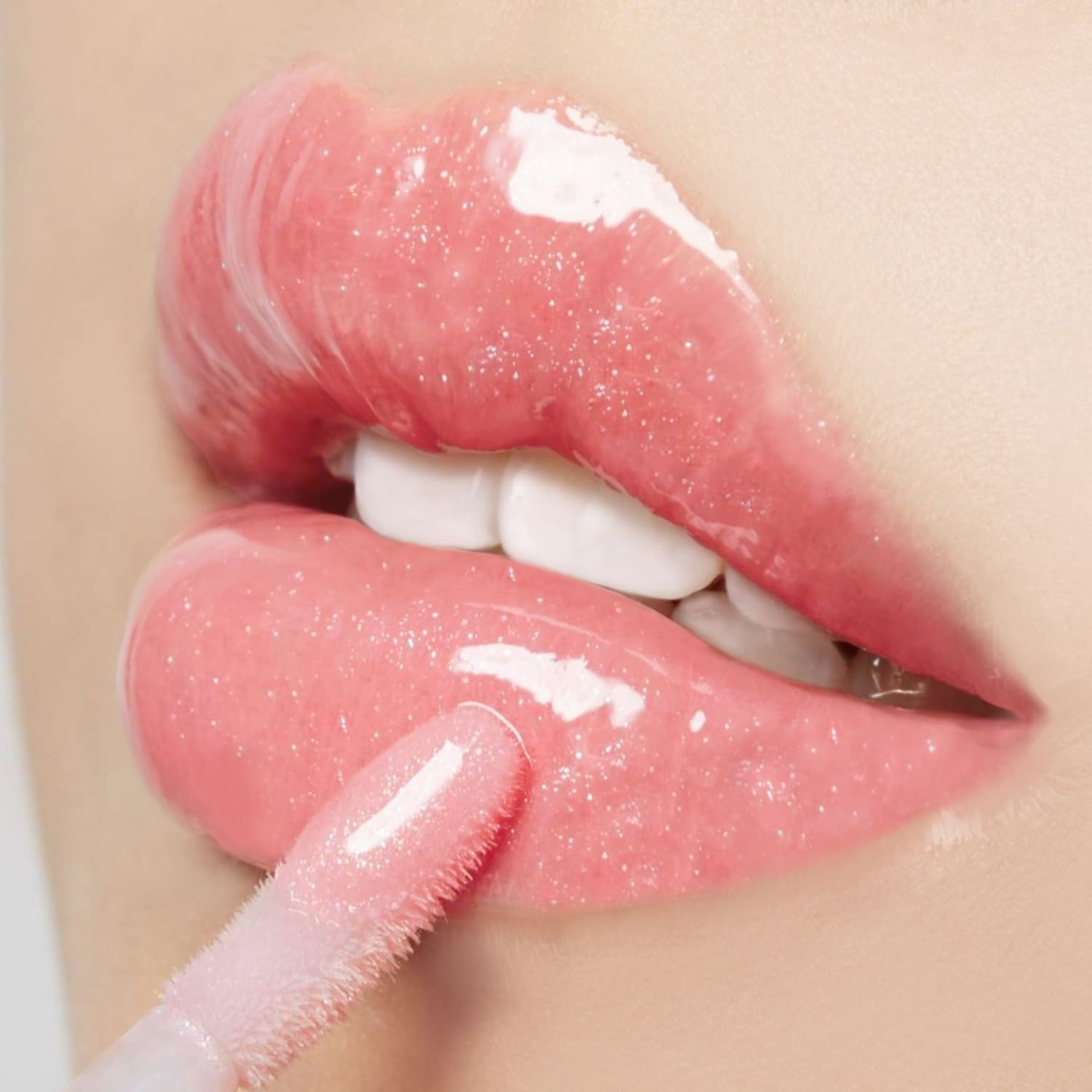 Dear Dahlia paradise aurora shine lip treatment