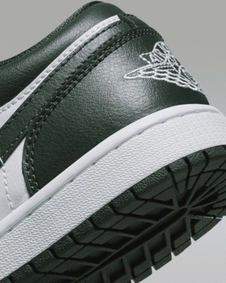 Air Jordan 1 Low Women's Shoes
