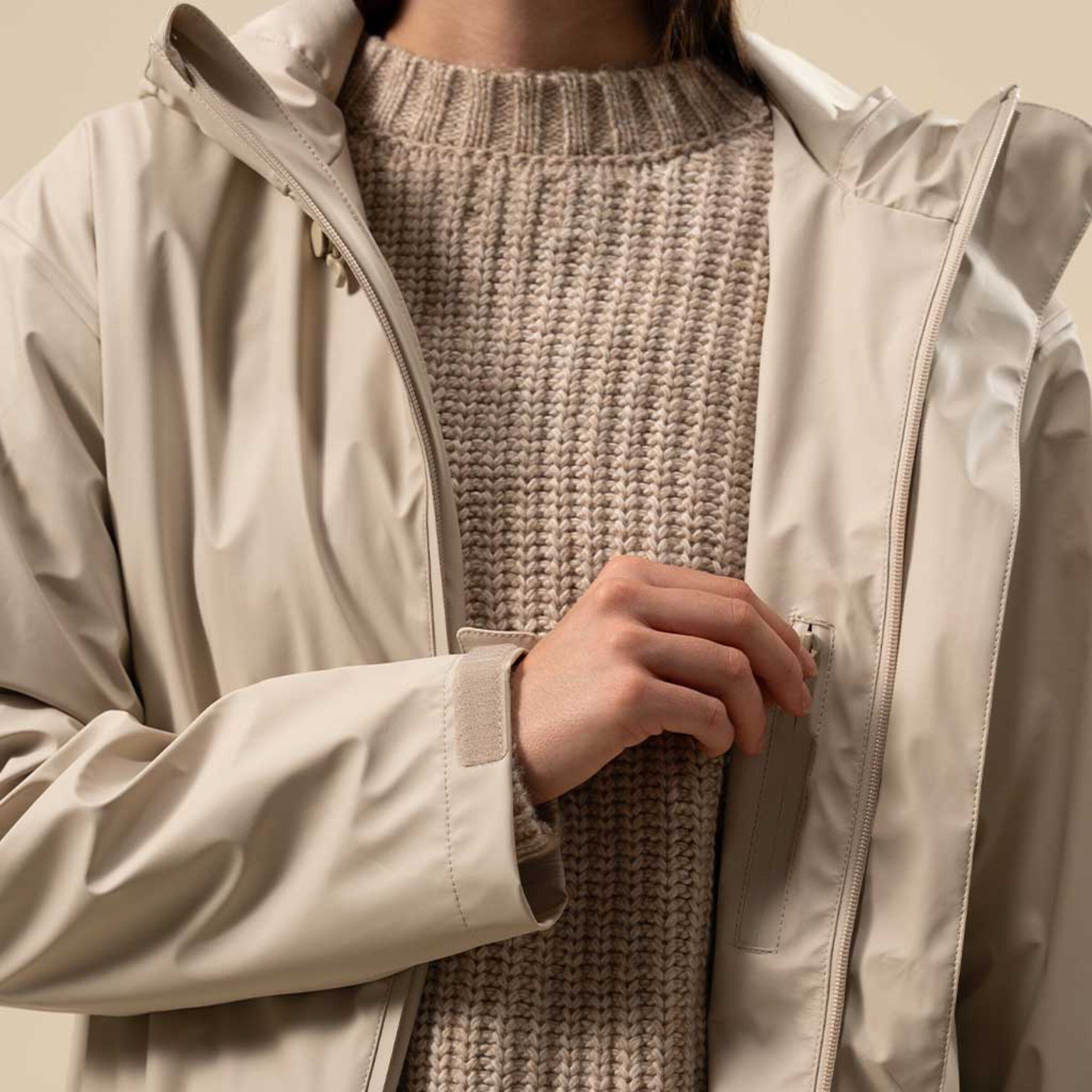 Veste imperméable courte tous les jours couleur grès
