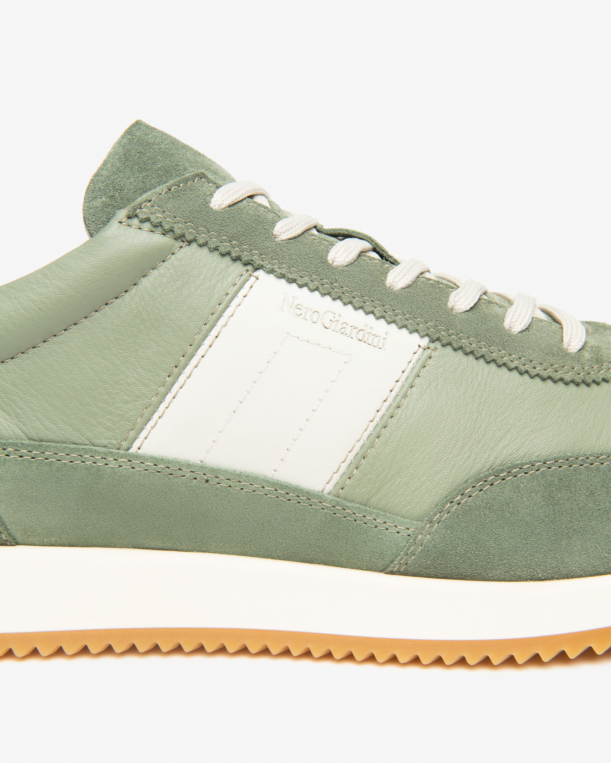 Herren-Sneaker aus Leder und Wildleder