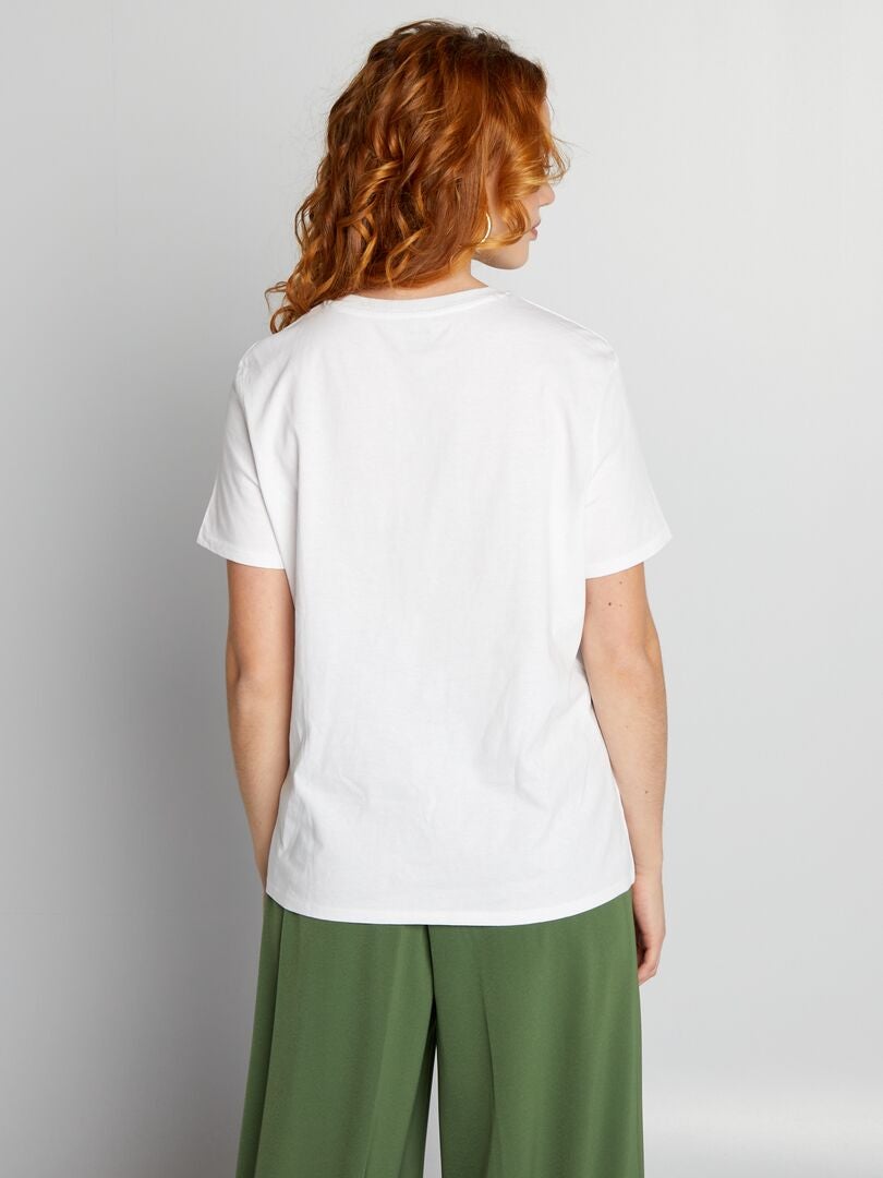 Camiseta 'Corações' - BRANCA
