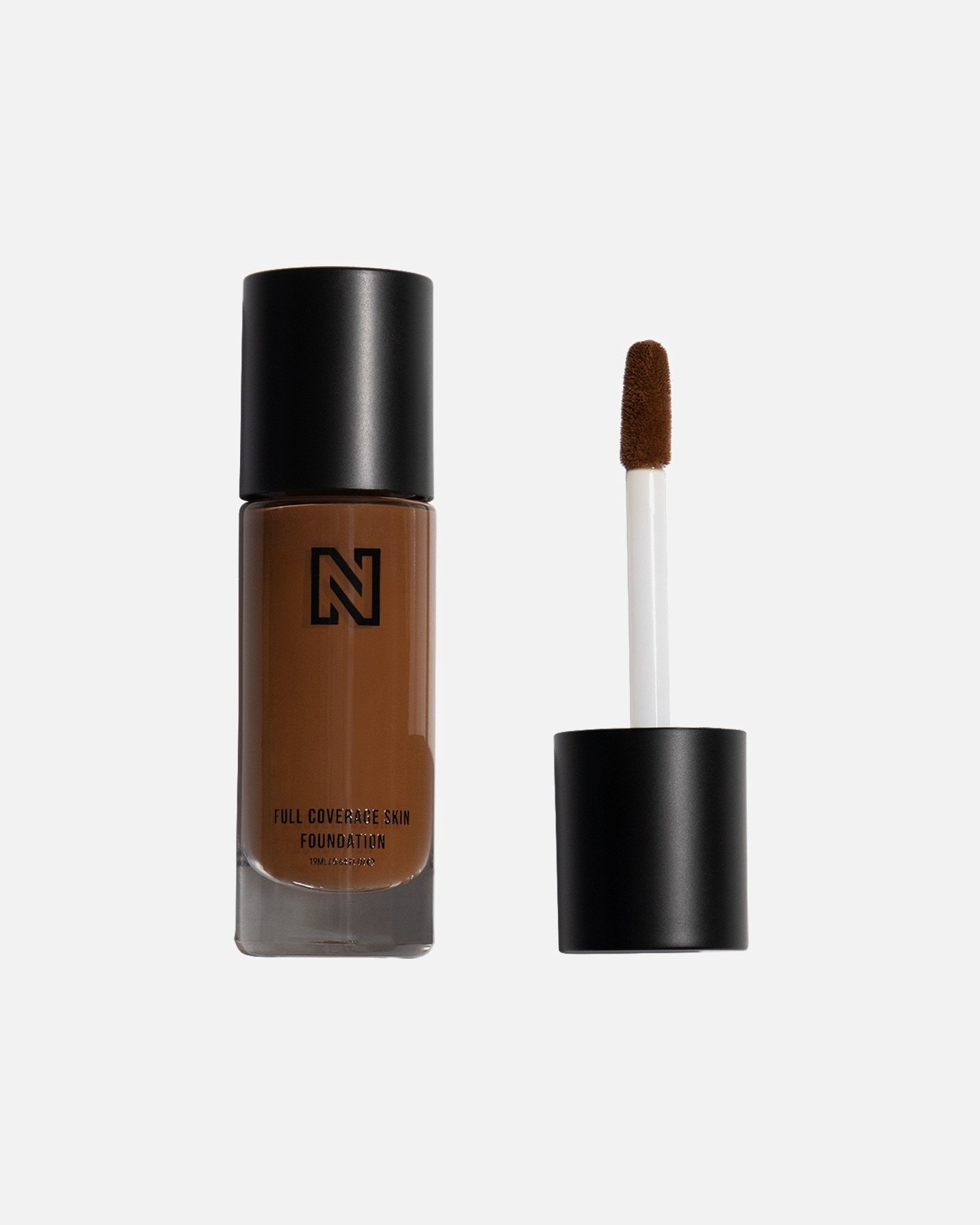 BEAUTY Foundation Pilnīga pārklājuma ādas tonālais krēms - 19 ml