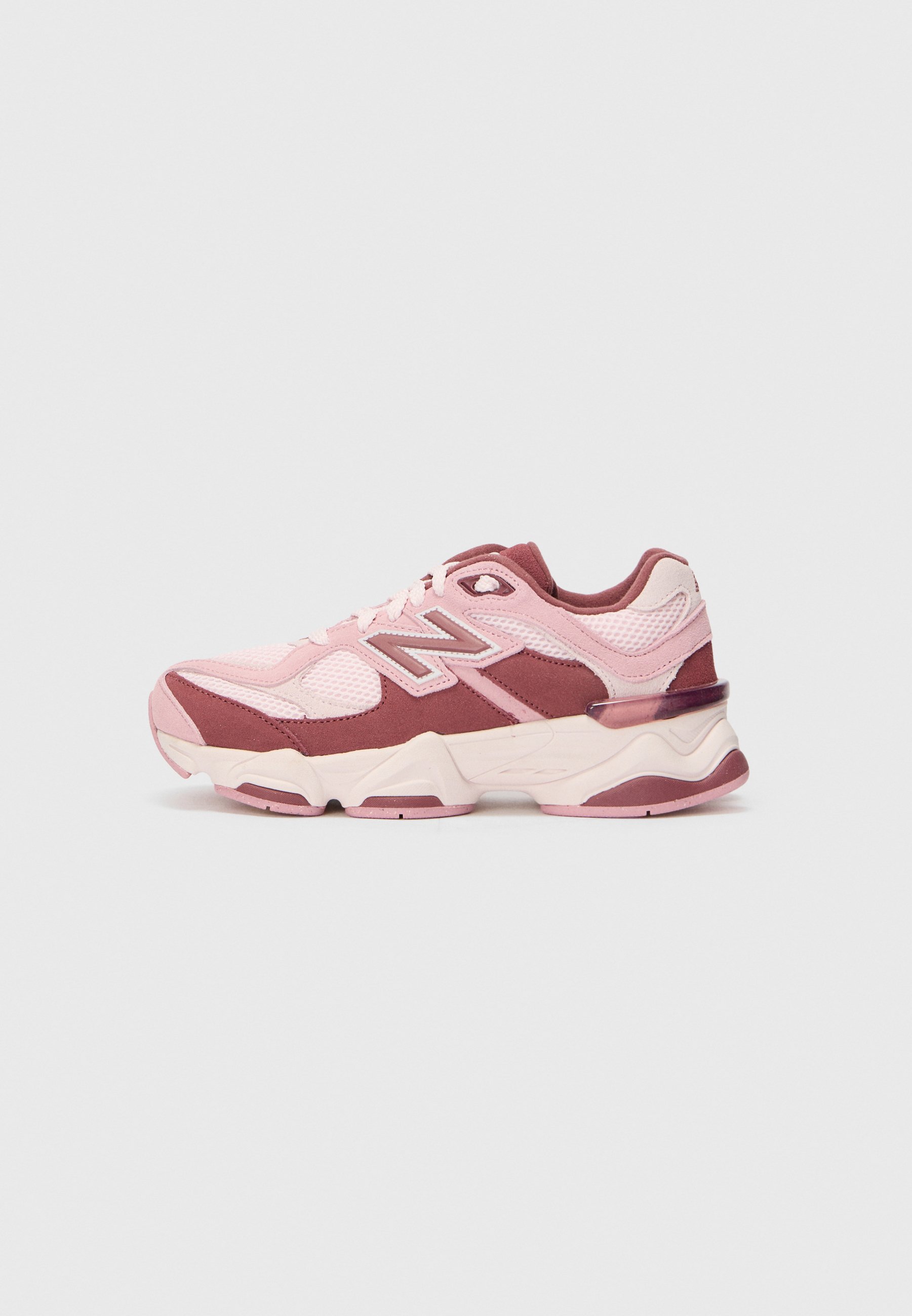 New Balance 9060 - Sneakers - roze graniet