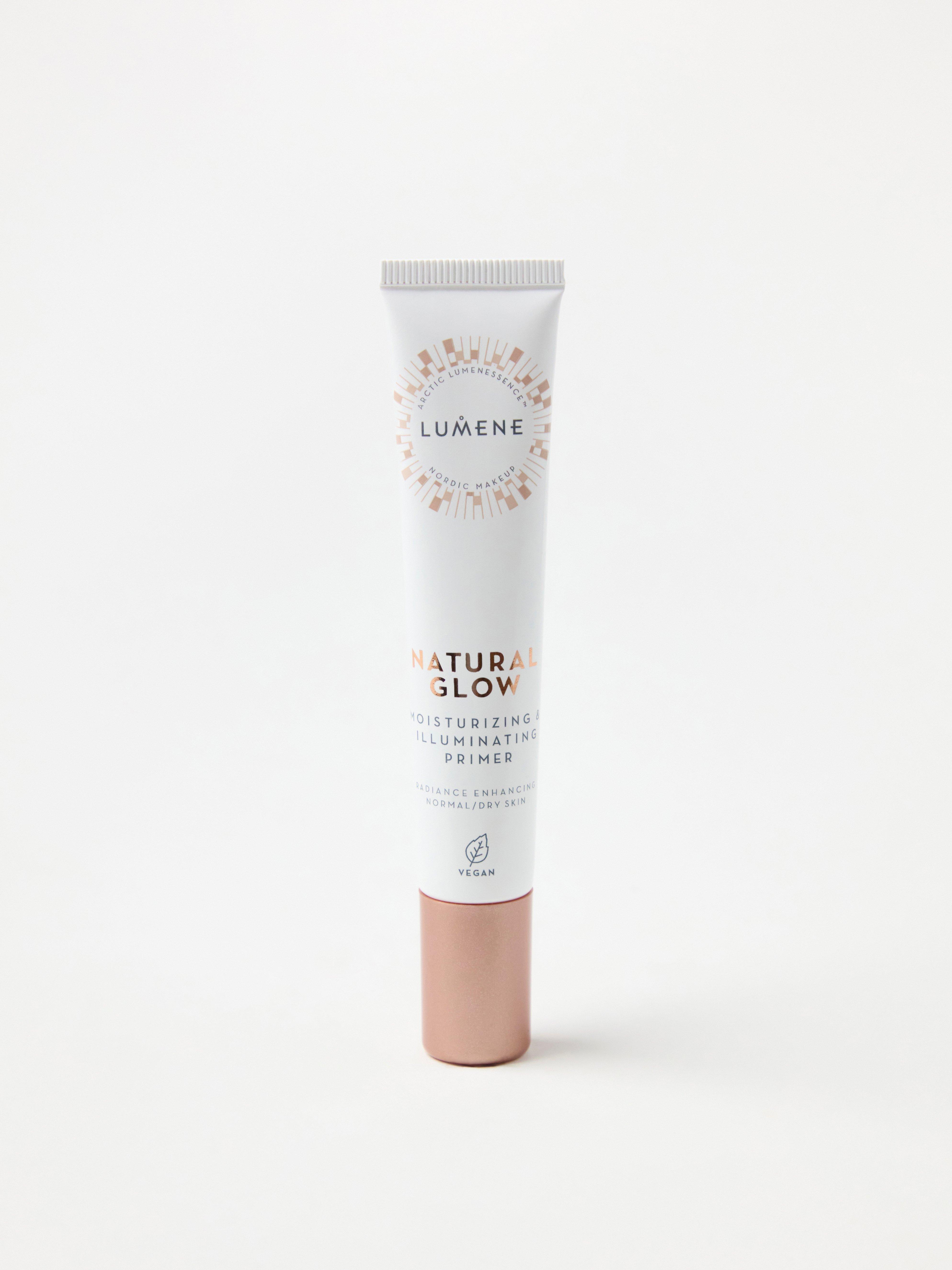 Prebase hidratante e iluminadora Lumene Natural Glow, color 11