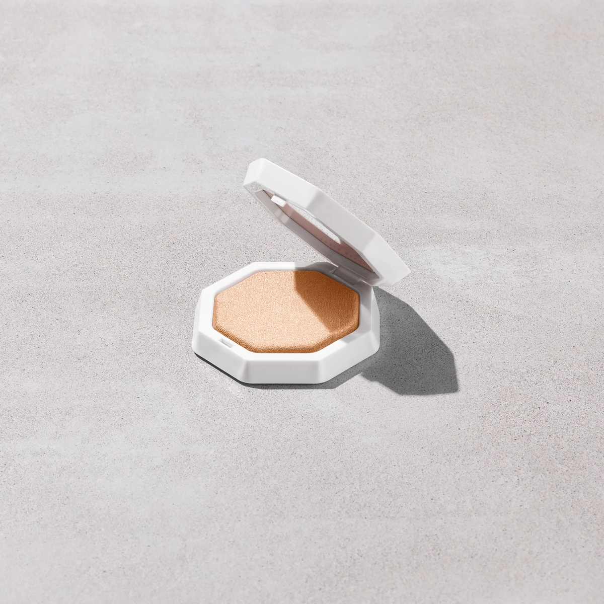 Demi'Glow Highlighter Prosecco - Fenty Beauty