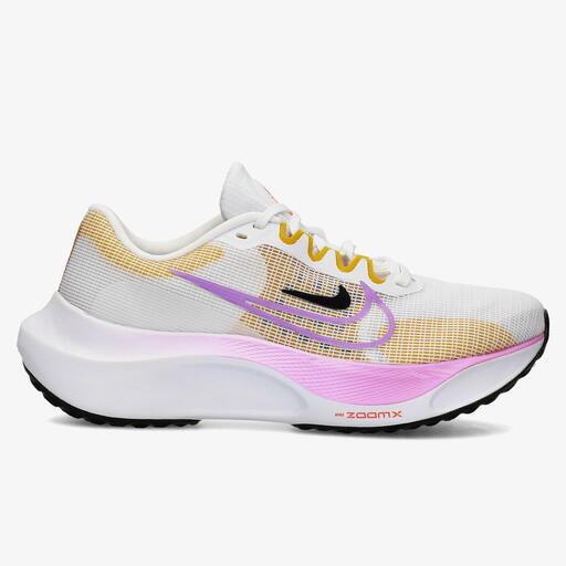  Nike Zoom Fly 5