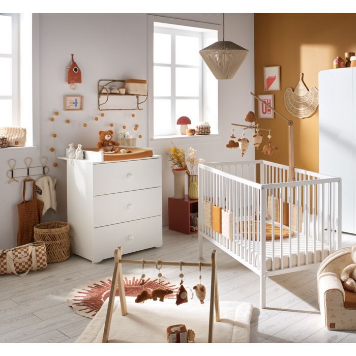 Complete baby bedroom set with 120x60cm cot and 3-drawer changing table - BASIC