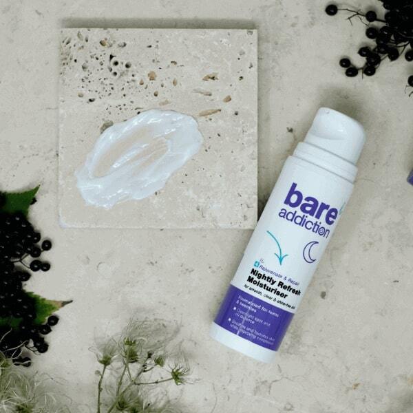 Bare Addiction Crema notte idratante da 50 ml per la cura della pelle