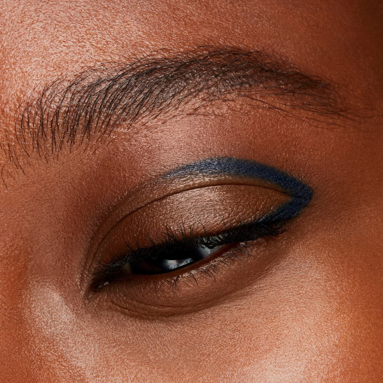 Očná linka MAC Eye Pencil Color Excess Gen - 0,35 g