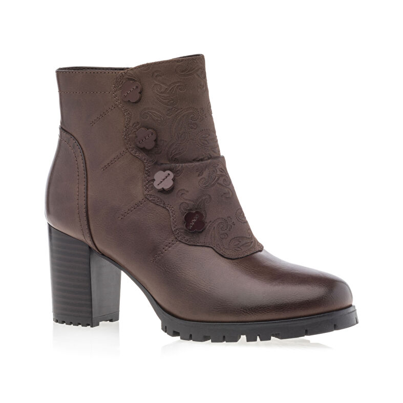 Braune Damenstiefel / Stiefeletten