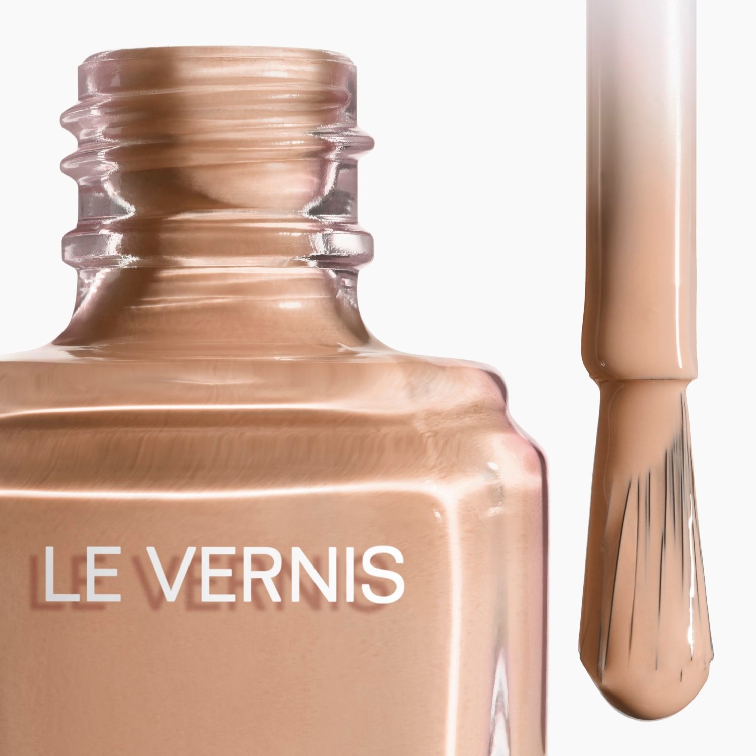 CHANEL LE VERNIS
