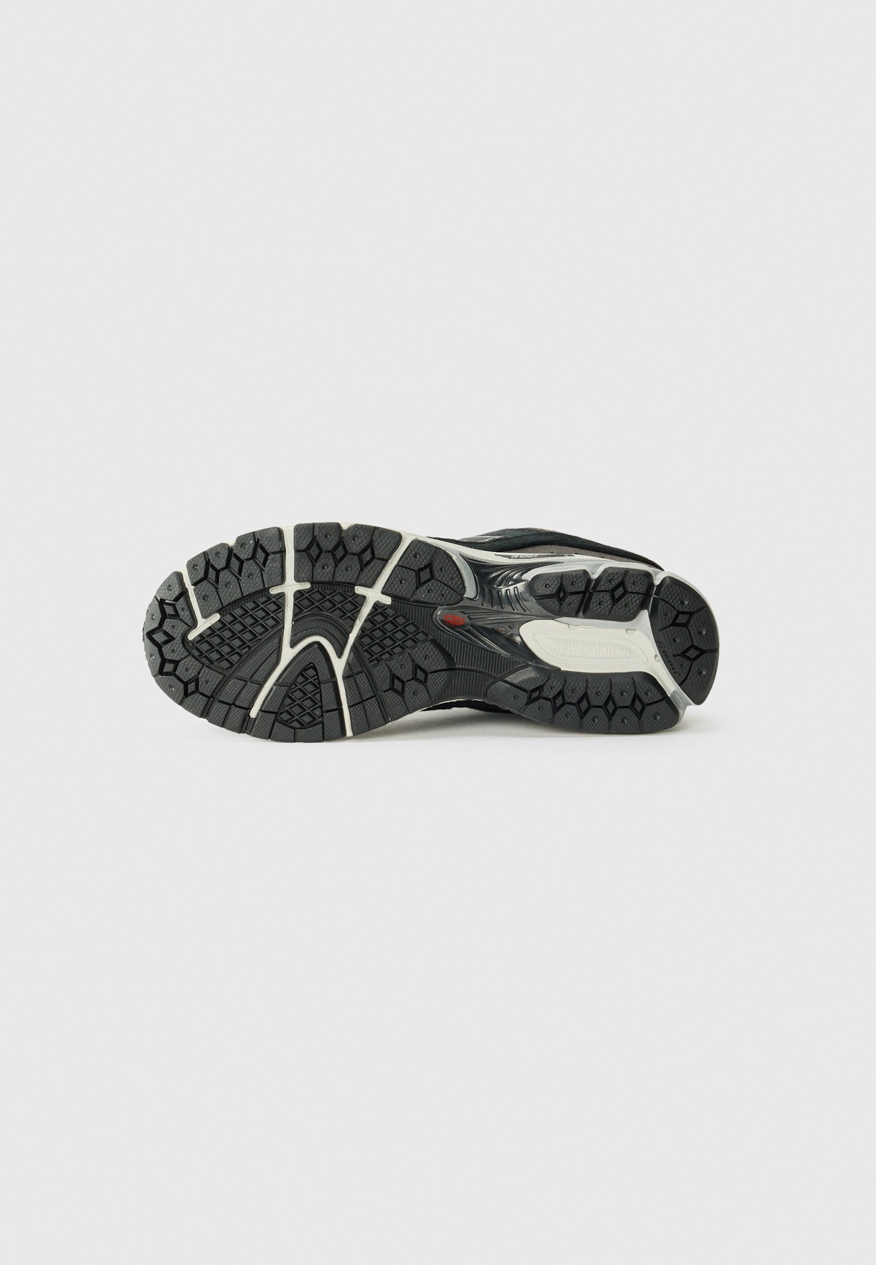 New Balance'i madala säärega tossud