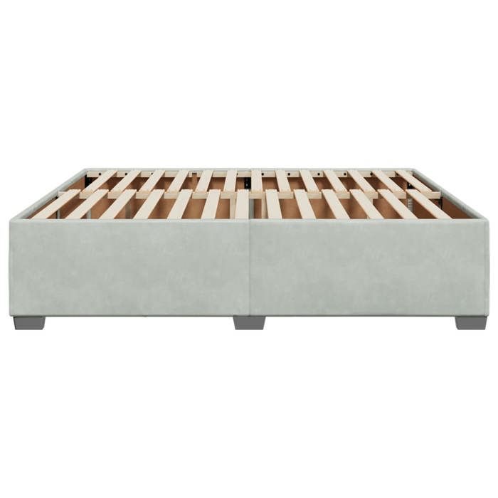 Cama CHIC para adultos, tamaño doble - 180x200 cm. Estructura de cama gris claro de 180x200 cm con tapizado de terciopelo. #Sara75220