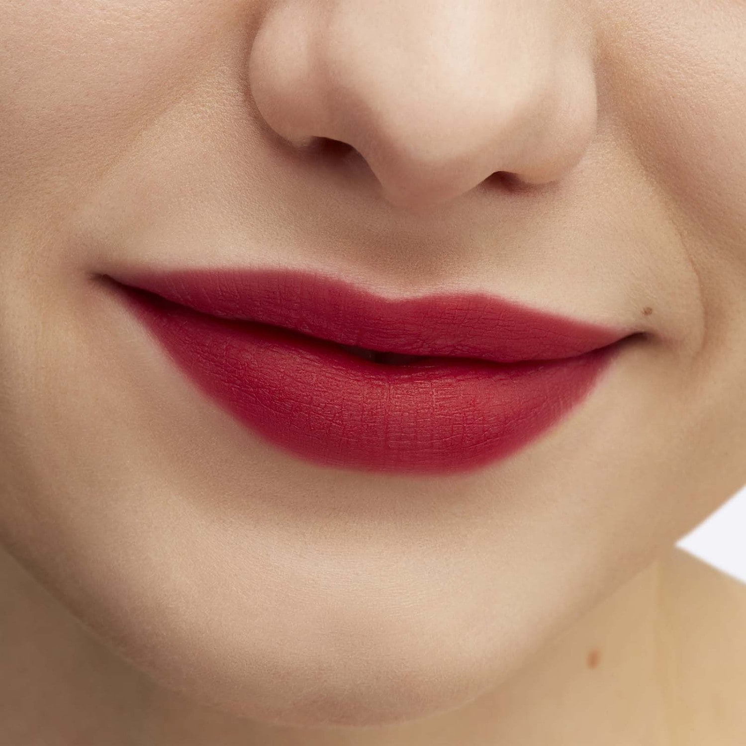 Lápiz labial MAC Ruby's Crew Powder Kiss - 3 g