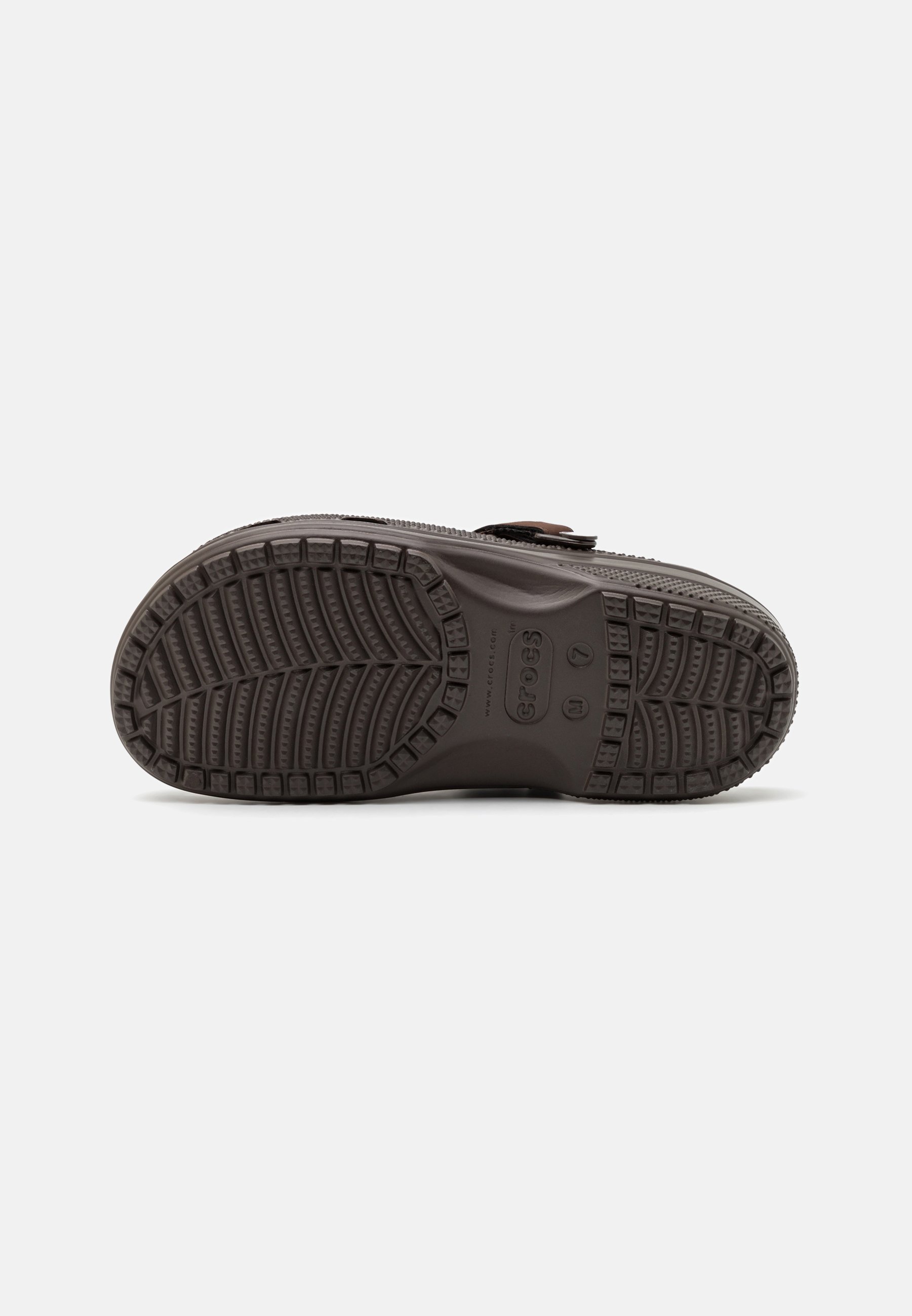 Crocs YUKON VISTA II - Sabots - expresso/champignon