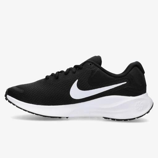  Nike Revolution 7