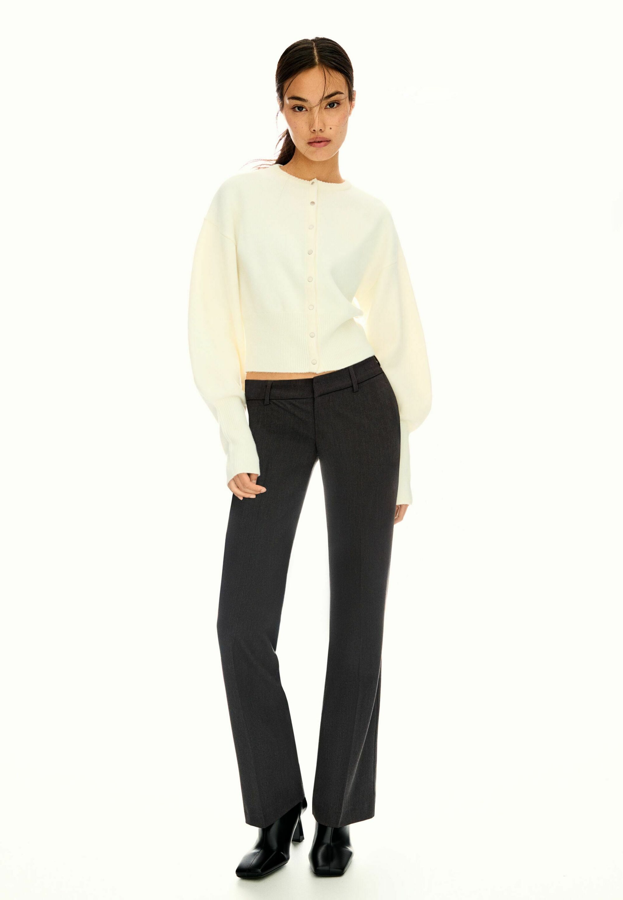 Bershka LOW-RISE - Broek - grijs