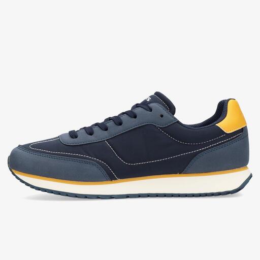  Levi's Stag Runner