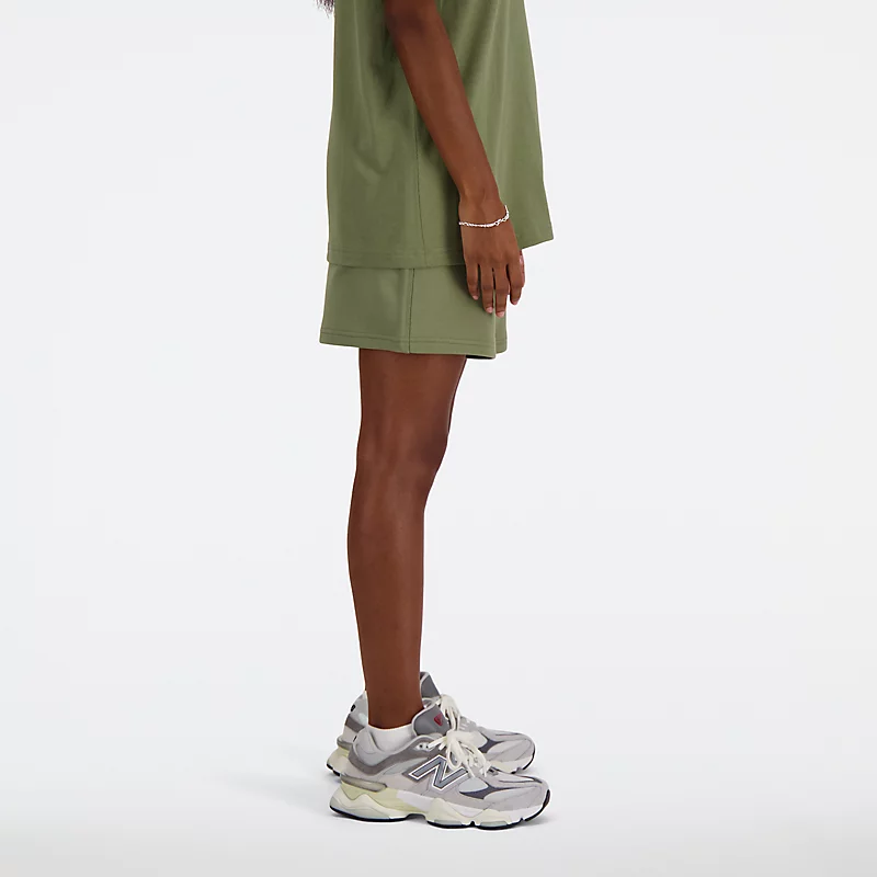 Athletics Damen-Shorts aus French Terry – Dunkeloliv