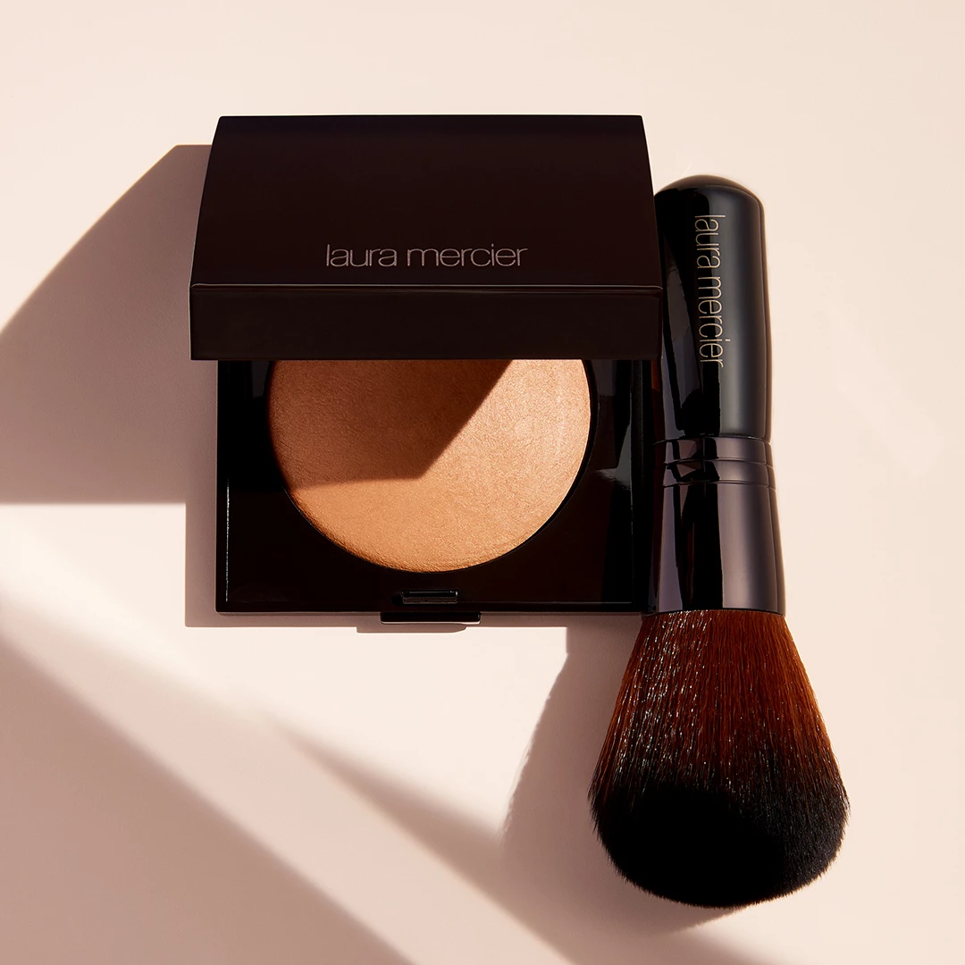 Ματ Λάμψη Ψημένη Πούδρα Bronze-02 - Laura Mercier