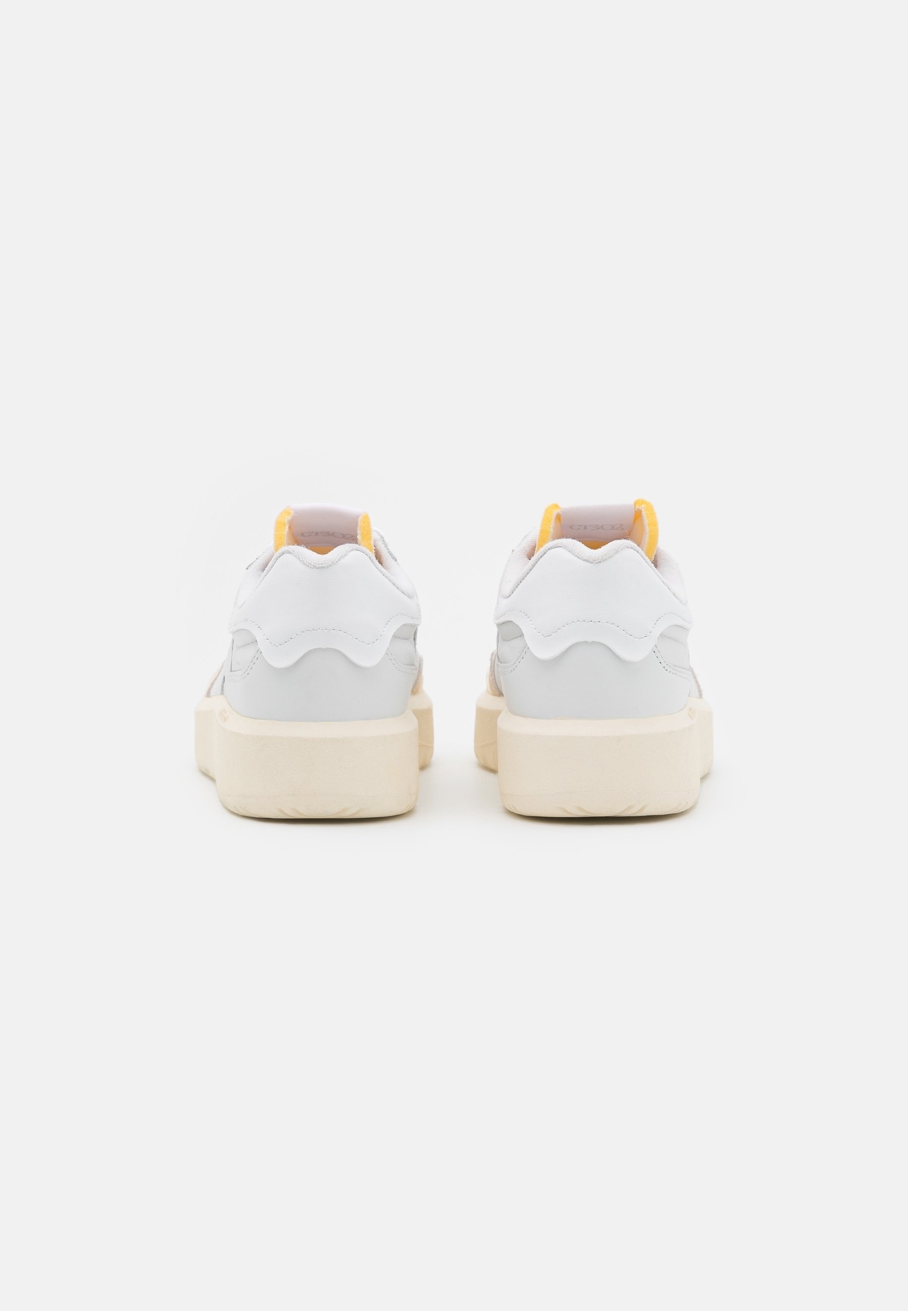 Baskets New Balance - blanches
