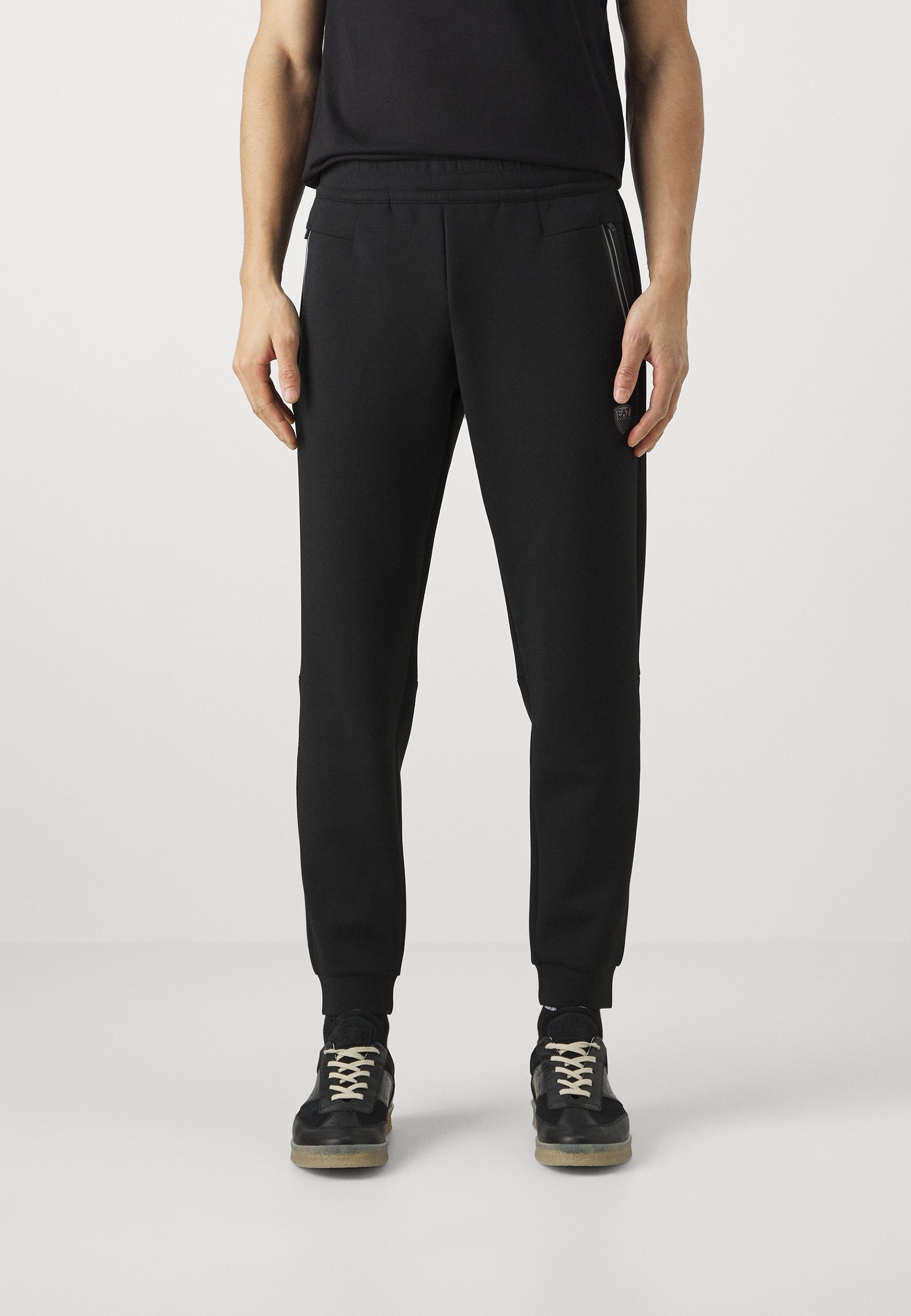 EA7 Emporio Armani trainingsbroek - zwart