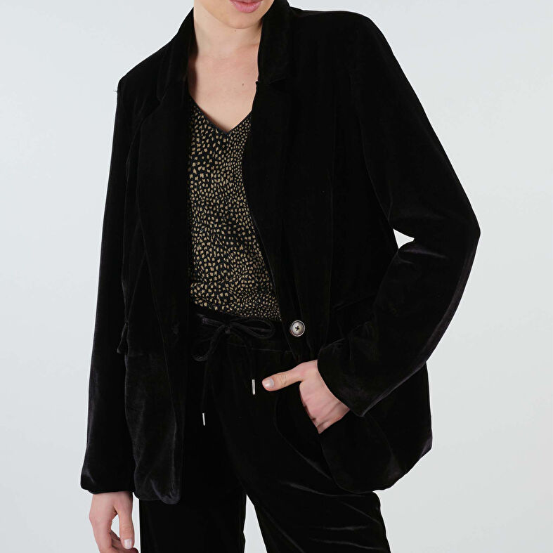 Cappotto nero da donna