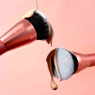 Pinceau fond de teint rond Real Techniques Glow, 1 pièce