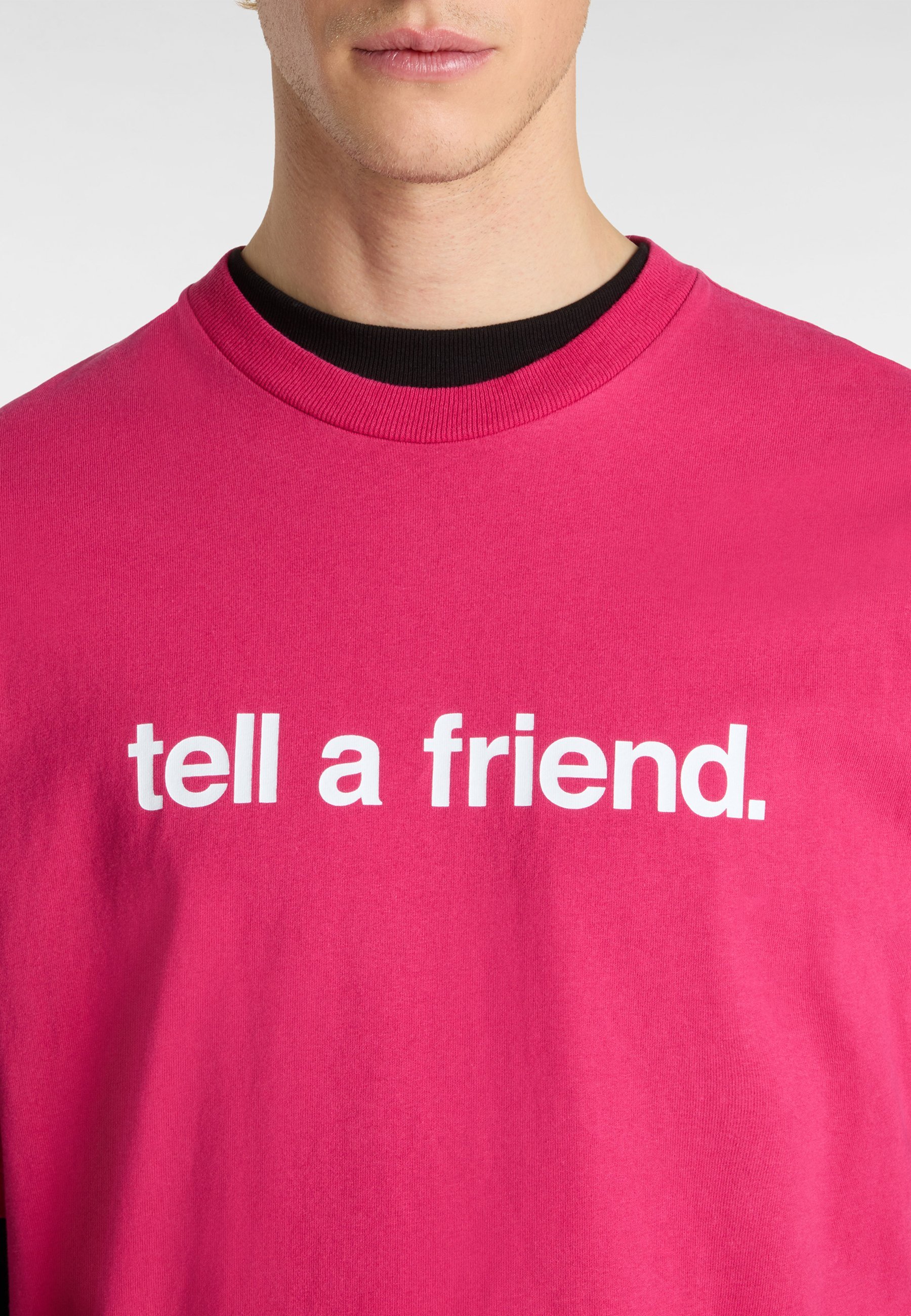 Vans TELL A FRIEND LOOSE FIT - Print-T-Shirt - Kirschenjubiläum