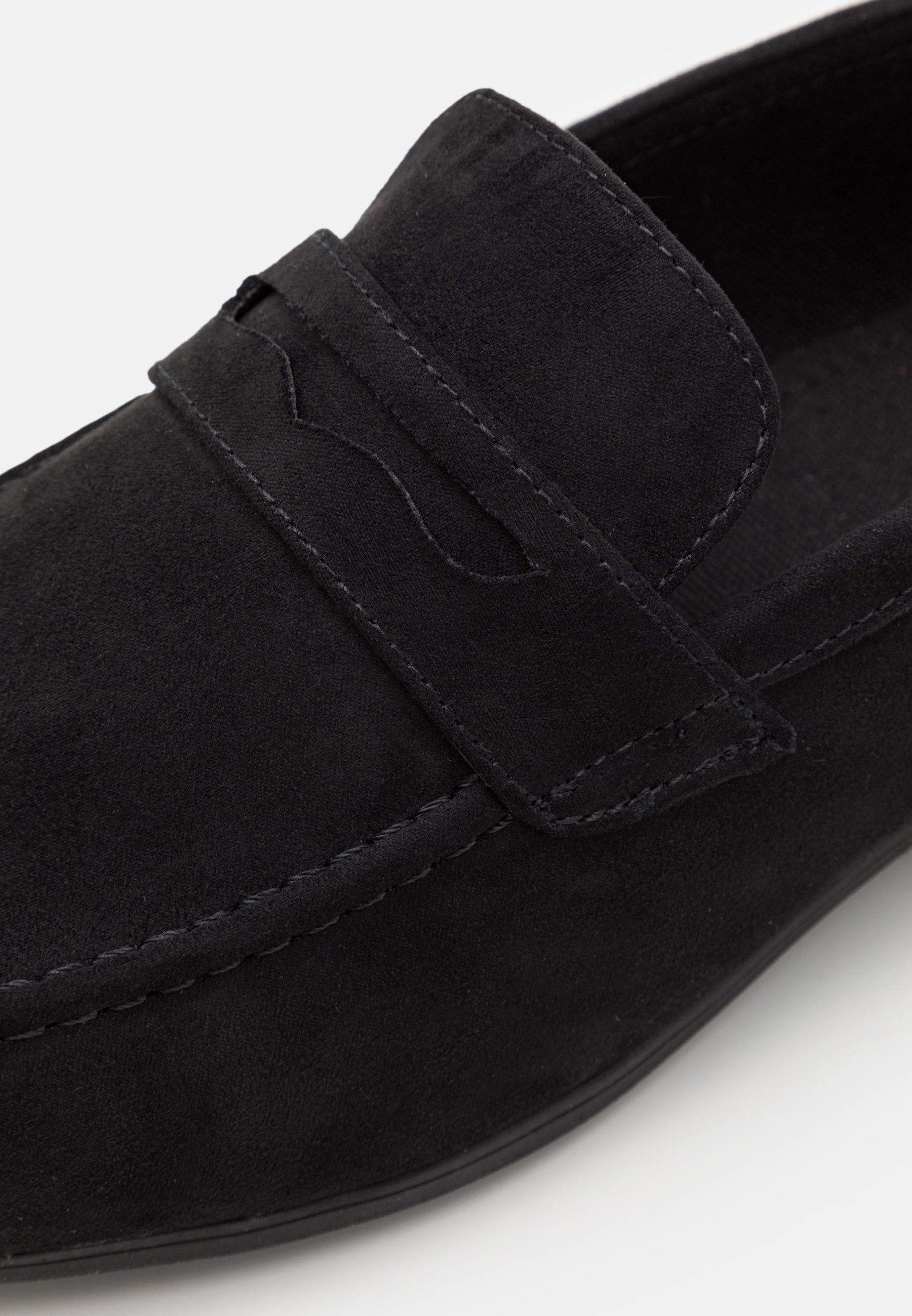 Pier One - Loaferit/pistokkaat - musta