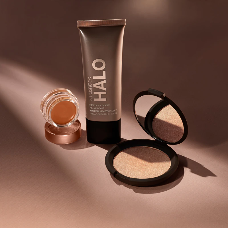 Smashbox x Becca Shimmering Skin Perfector Pressed Highlighter rozświetlacz