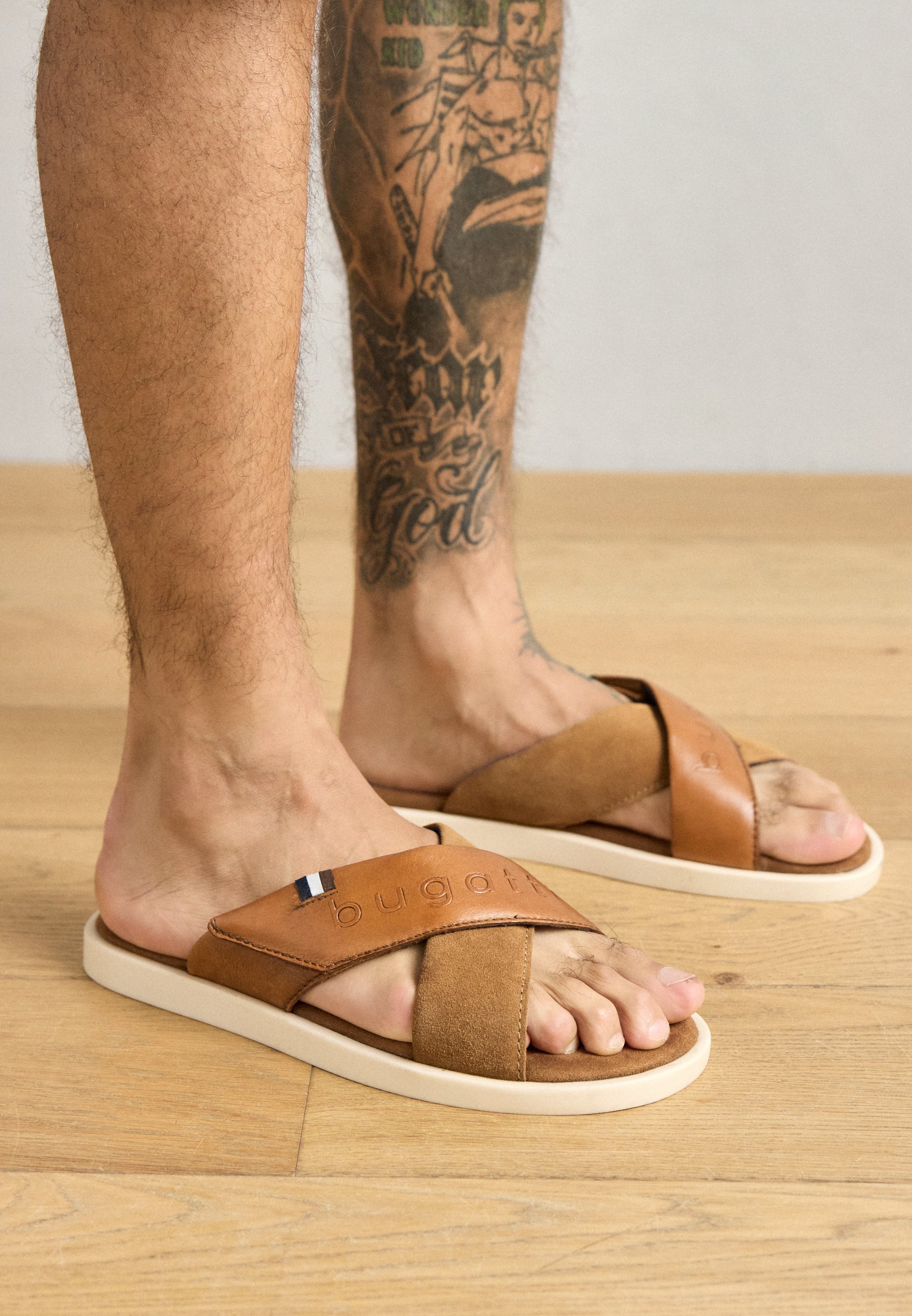 Bugatti DEREK - Mules - Cognac