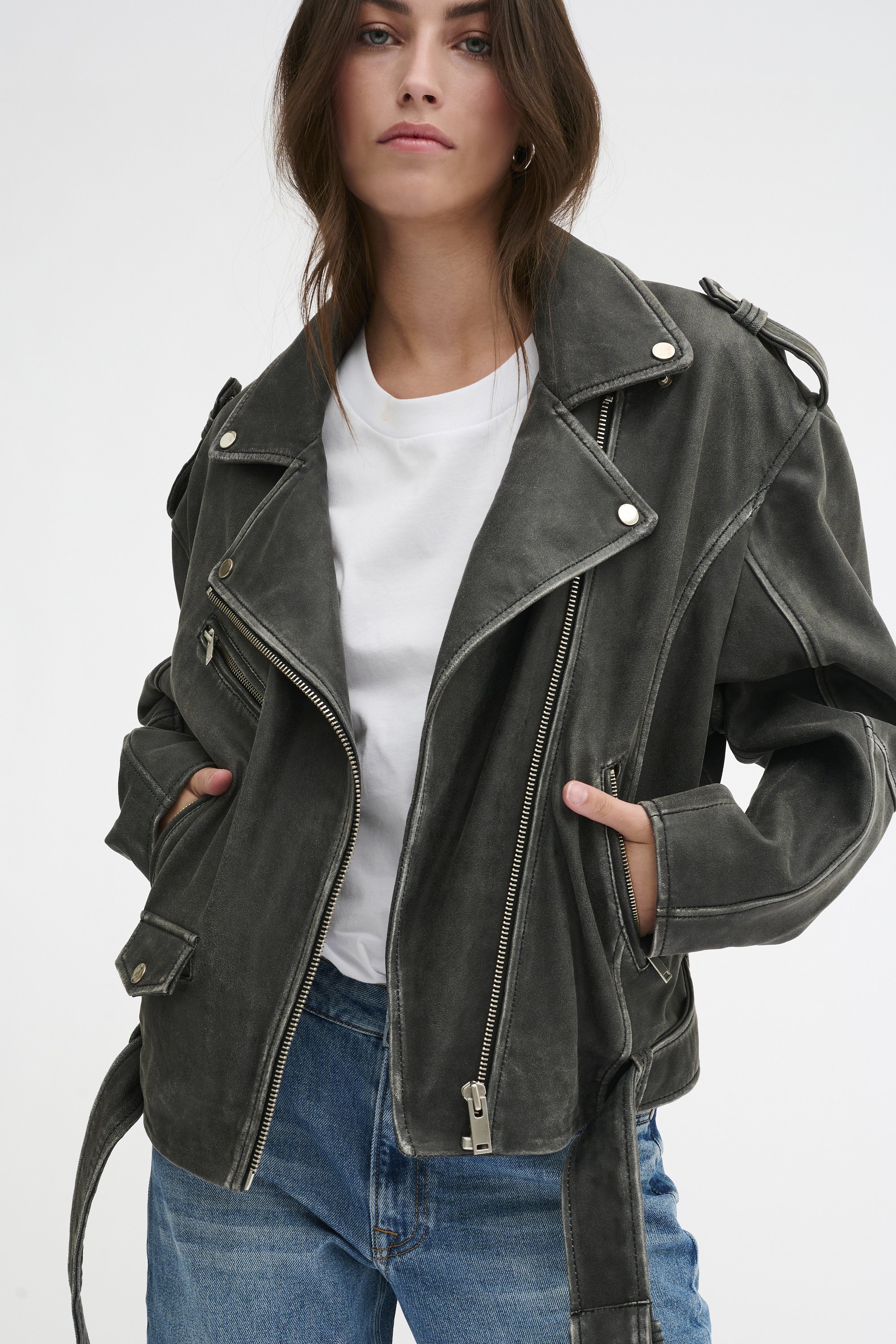Ma veste en cuir indispensable - gris moyen délavé rétro