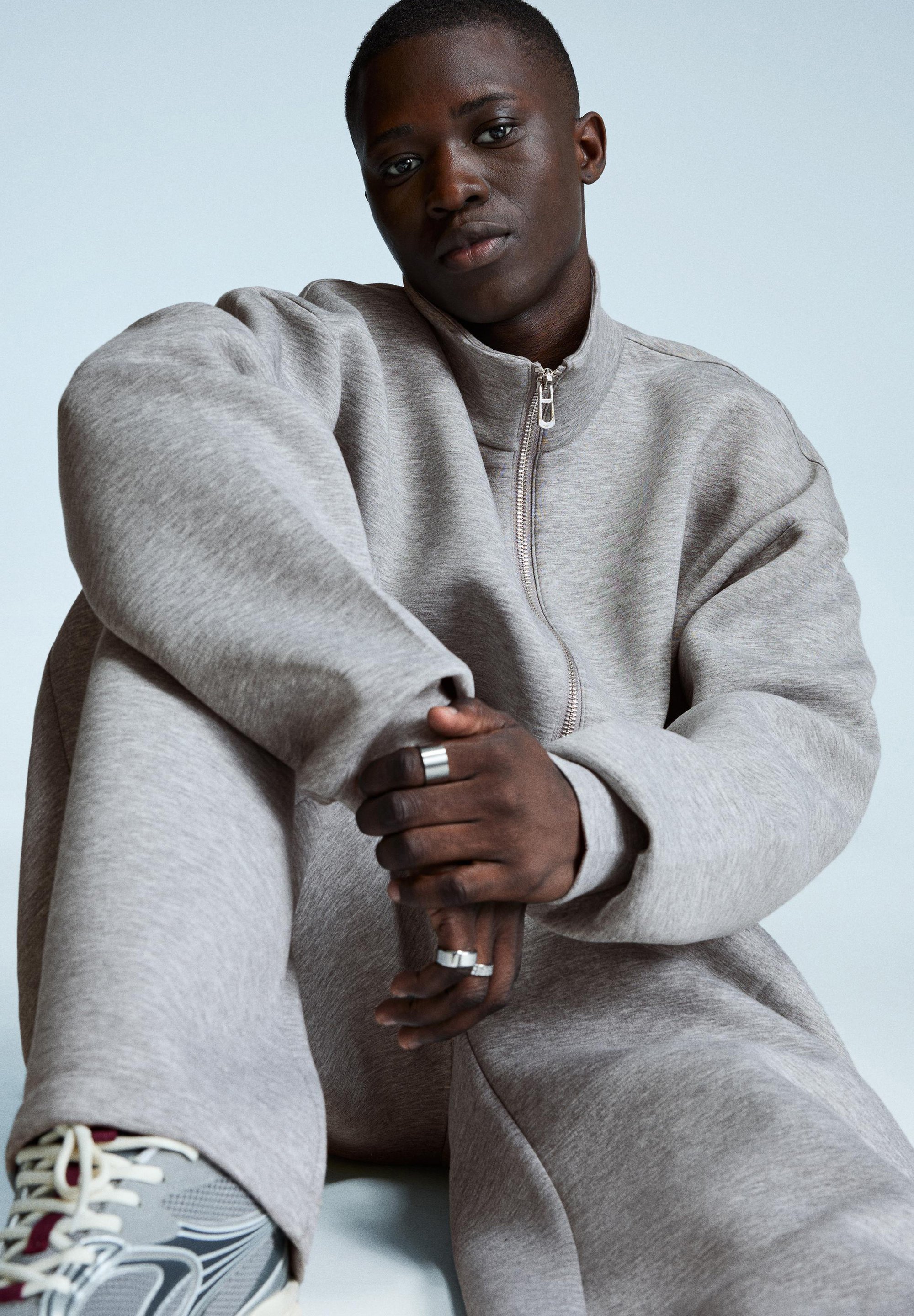 Bershka DARTED TECHNICAL - Pantaloni della tuta - grigio scuro