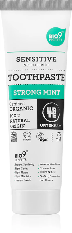 Urtekram Zubná pasta Strong Mint pre citlivé zuby