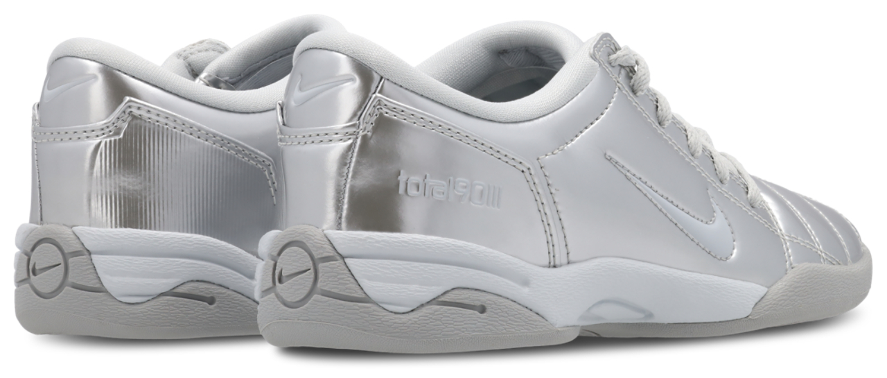 Nike Total 90