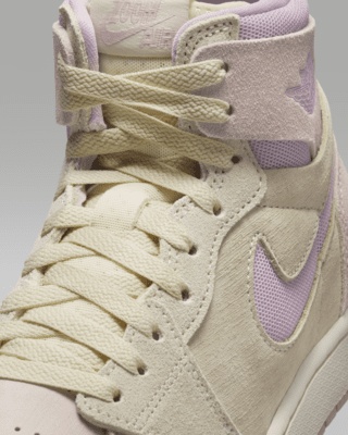 Air Jordan 1 Zoom CMFT 2 Women's Shoes