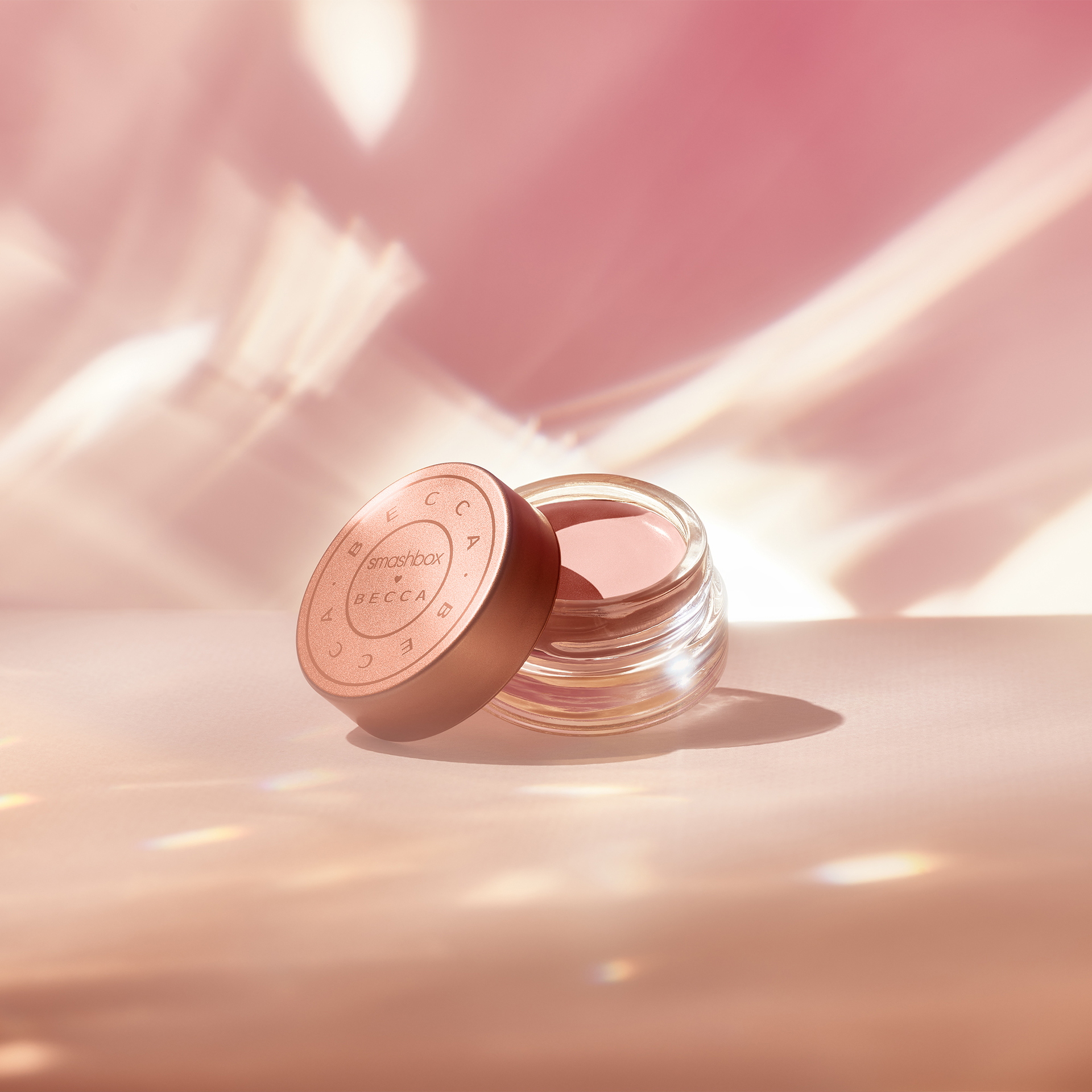 Corector iluminator pentru sub ochi Becca 01 Fair/Light - Smashbox