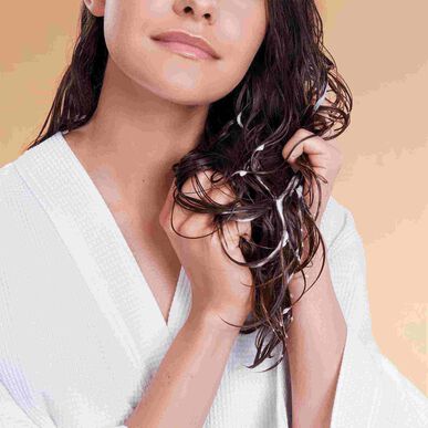 Pantene Pro-V Miracles Hedvábný a lesklý šampon 25 ml